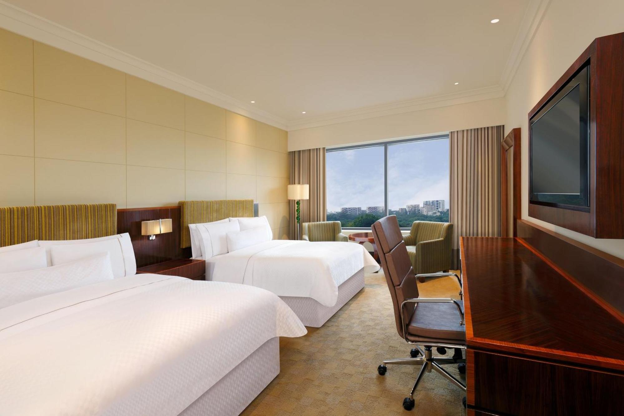 Hotel The Westin Koregaon Park 5*